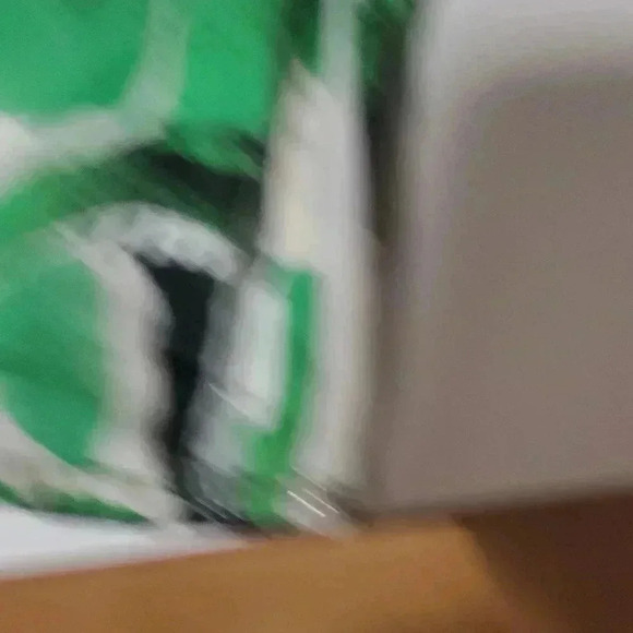 ☆☆☆Tropical leaf crop top - Picture 4 of 5